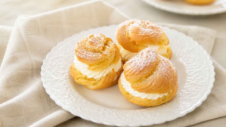 Cream Puff Delights Dessert Lovers with Crispy Shells and Smooth Filling