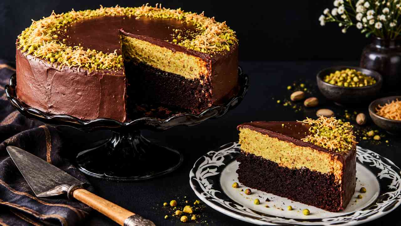 Dubai Chocolate Cake Goes Viral With Pistachio and Crispy Kunafa
