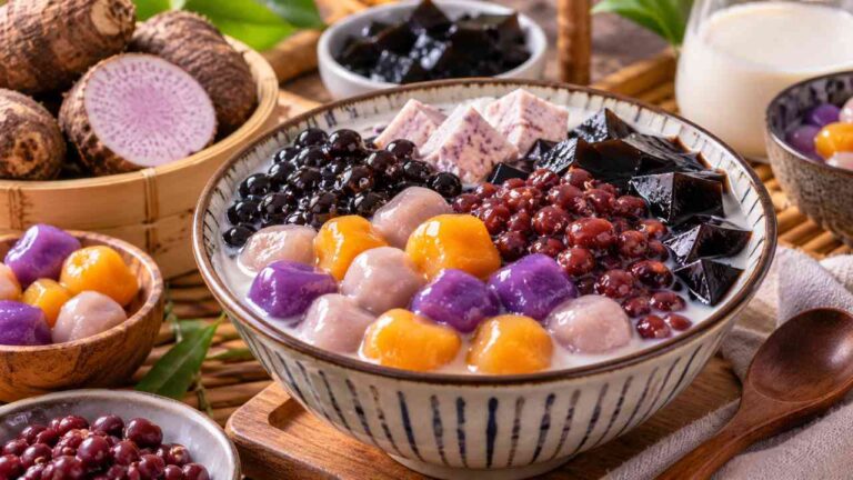 Taiwanese Taro Ball Dessert, A Colorful Treat Worth Trying